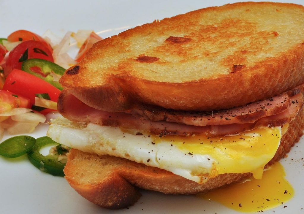 Comment faire de la chapelure de hamburger buns ?